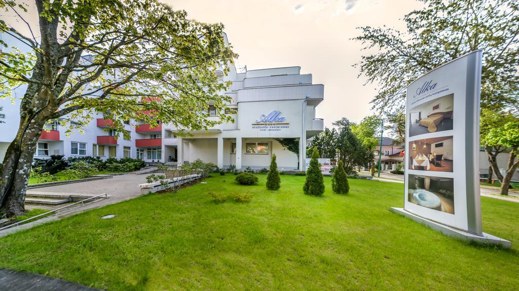 Alka Hotel Palanga Exterior foto